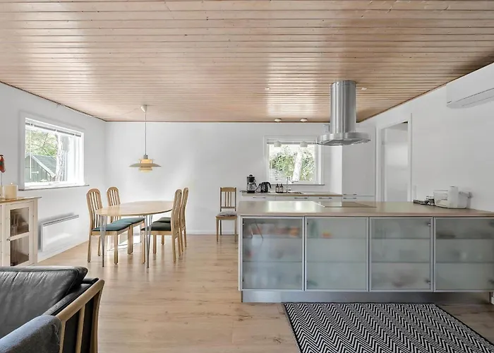 3633-nexo-bugten-10 * Neksø